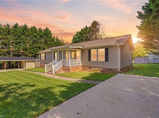 134 Apple St, North Wilkesboro, NC 28659