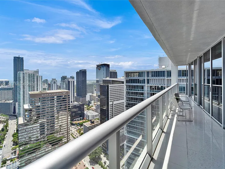 475 Brickell Ave #5013 — Photo 6