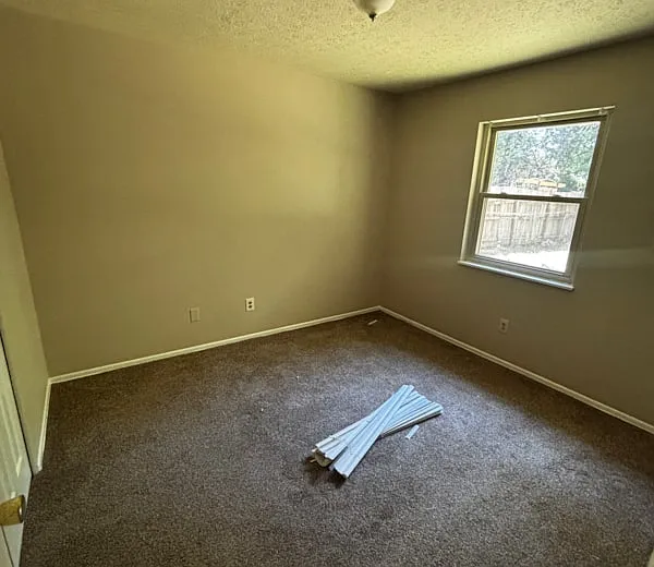 10500 Tarrytowne Rd — Photo 4