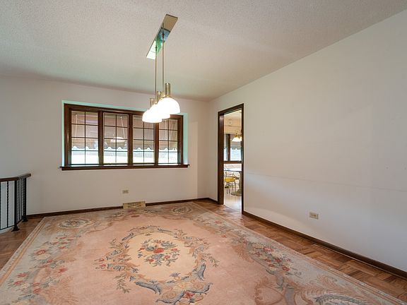 4th image of 13149 N Country Club Ct