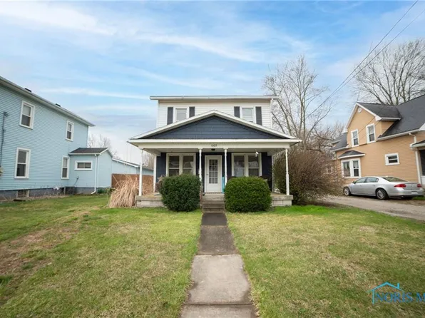 1009 Woodlawn Ave, Napoleon, OH 43545