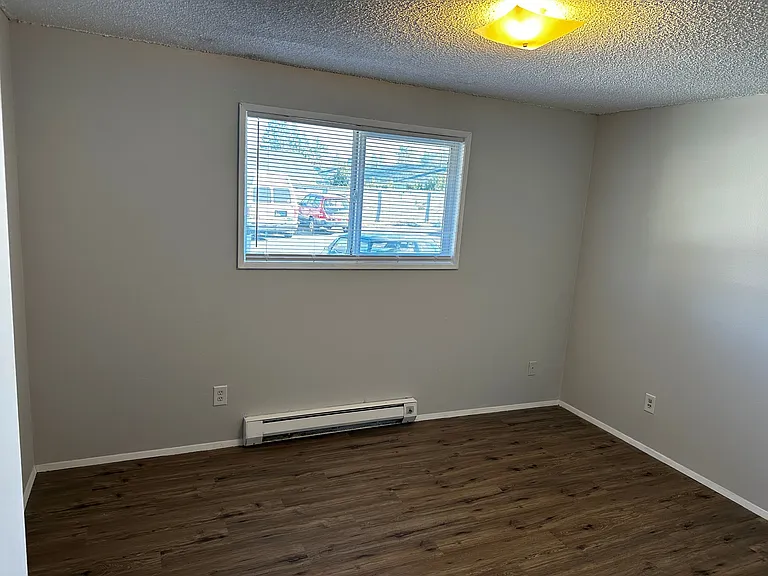 22920 NE Halsey St — Photo 6