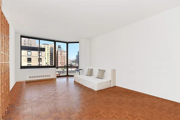 Rented by Renetta Real Estate | media 24