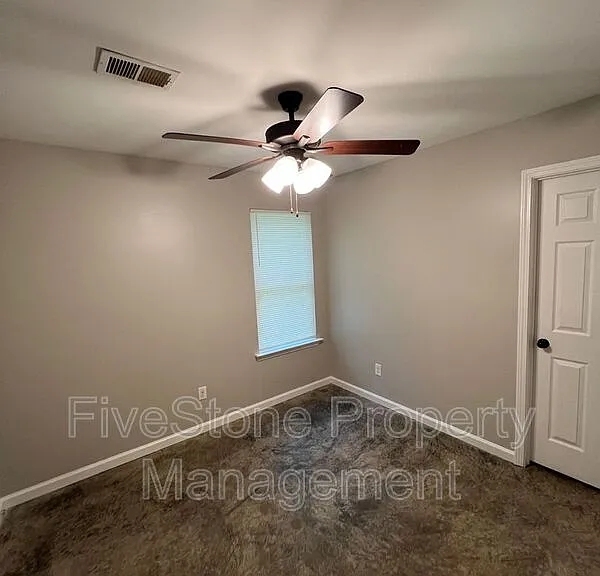 3805 Lake Park Cv — Photo 10