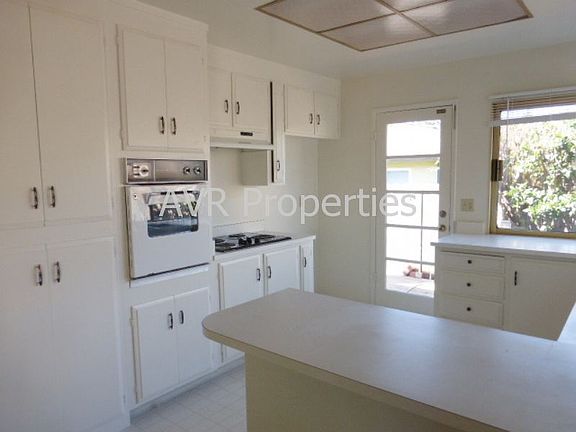 5th image of 7003 Spencer Ct