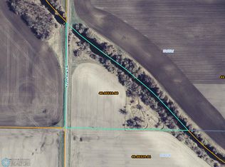 420 Avenue Sw, East Grand Forks, MN 56721