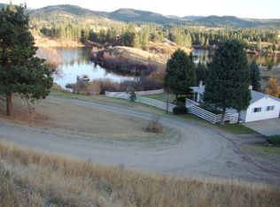 1098 W Curlew Lake Rd, Republic, WA 99166