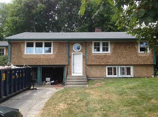 45 De Arruda Ter, Portsmouth, RI 02871