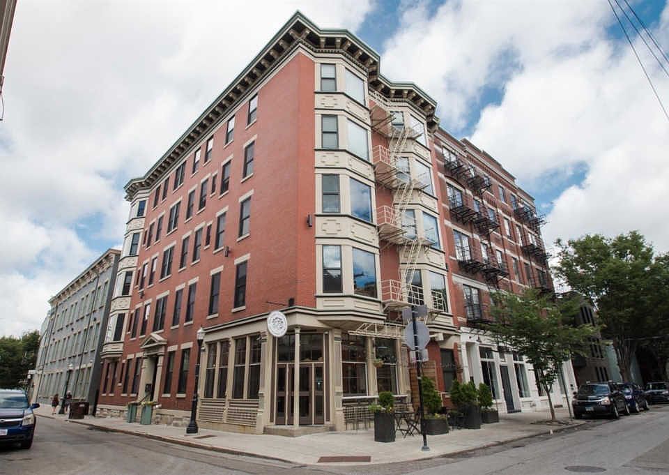 1st image of 14 W 14th St #201