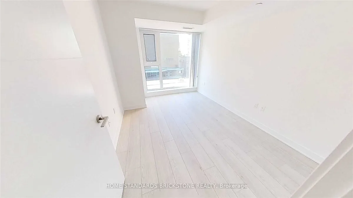 Building Photo - 50 Wellesley St E #310