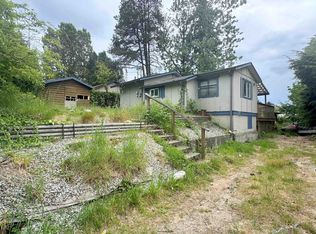 5701 Wharf Ave, Sechelt, BC V0N 3A3