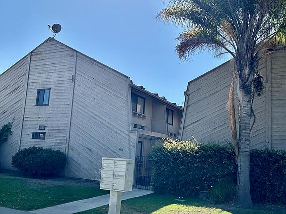 2nd image of 709 S Lincoln St APT 6