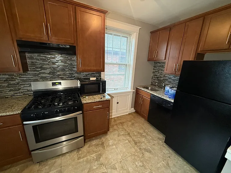 5058 Oleatha Ave #5058A — Photo 35