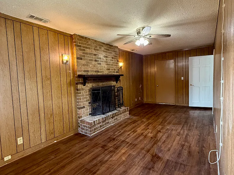 3 Monica Blvd — Photo 8
