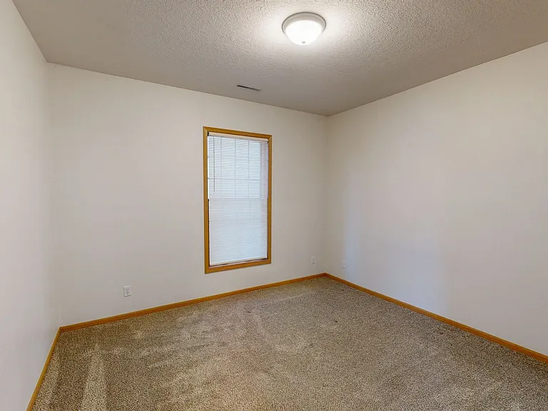 2810 Stange Rd — Photo 3