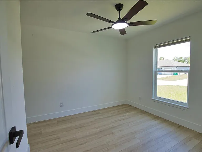 17147 Carleen Ave — Photo 6