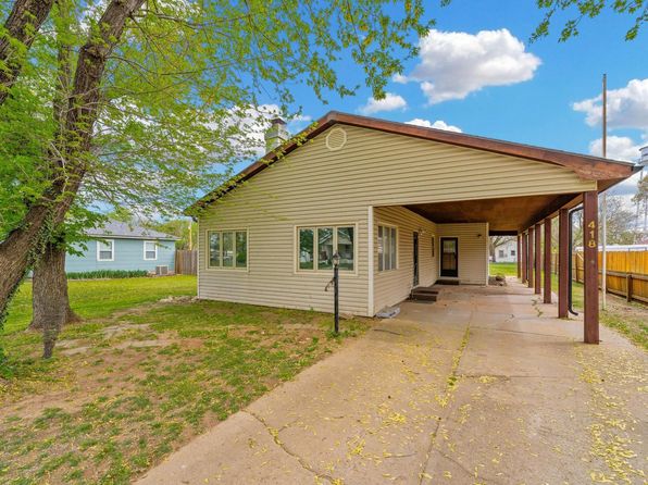 418 S Briarwood St, Norwich, KS 67118