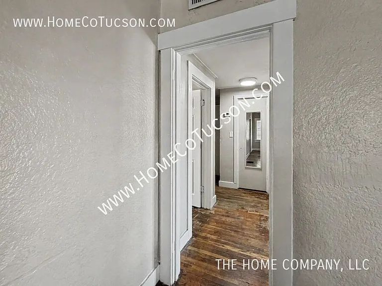 544 E Speedway Blvd — Photo 9