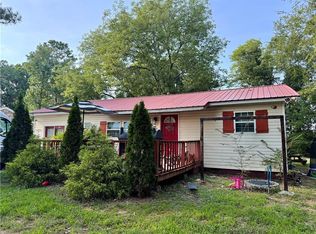 322 Circle Dr, Calhoun, GA 30701