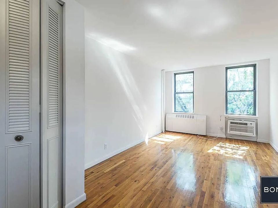 1st image of 219 E 77th St #3A