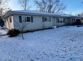 12666 Dohoney Rd, Defiance, OH 43512