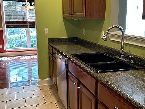 5th image of 130 Callaway Ln NE