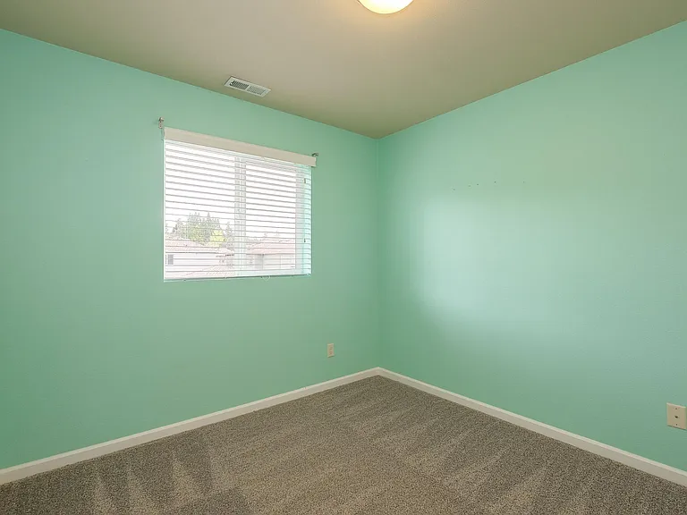 3992 SE Lone Oak St — Photo 14
