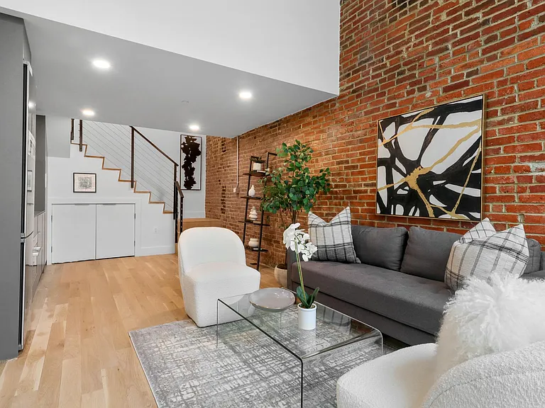 1119 V St NW #3 — Photo 7