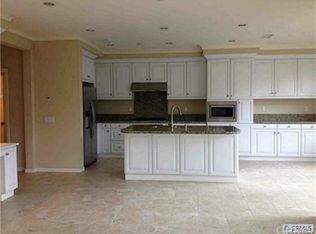 55 Genoa, Irvine, CA 92618