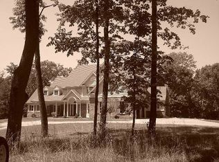 225 Deer Run Ln, Eureka, MO 63025