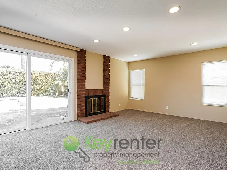8597 Rockfish Cir — Photo 3