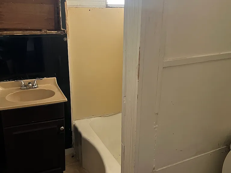533 Lakeview St #3 — Photo 6