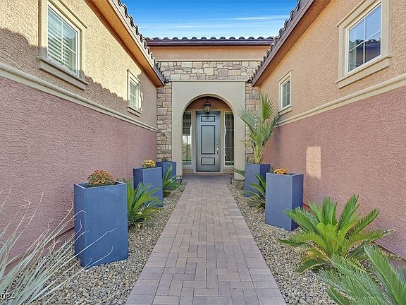 2nd image of 8417 Pine Glade Ct