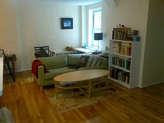 Rented by Living New York