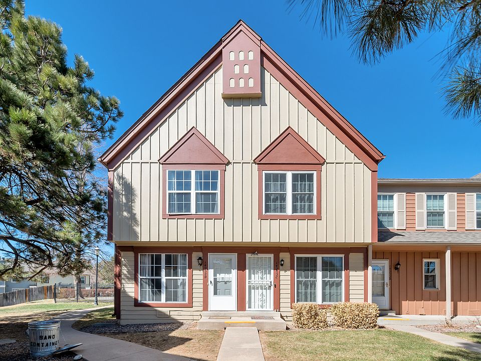 Front of townhouse