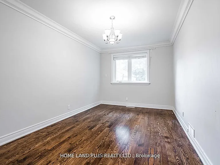 66 Munro Blvd — Photo 13