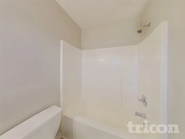 500 Rockhaven Dr — Photo 9