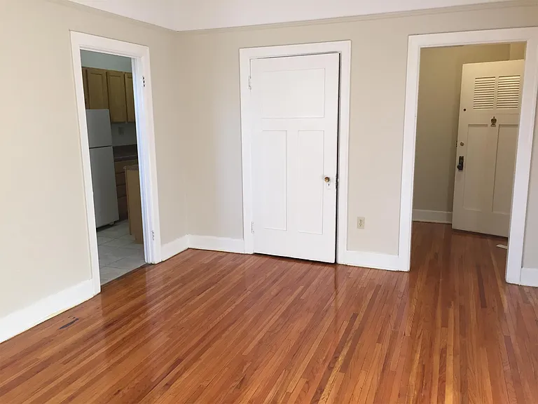 1130 Parkerapartment #417 — Photo 4