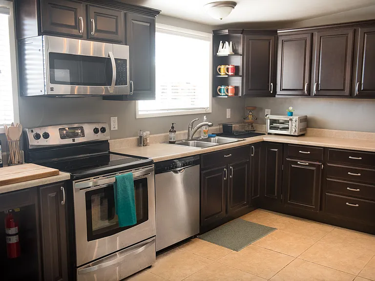 6039 Daisy Ave — Photo 8