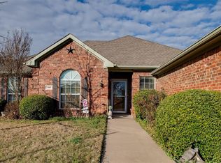 5809 Cynthia Dr, Midlothian, TX 76065