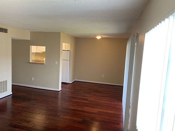 2nd image of 2529 N Alafaya Trl APT 56