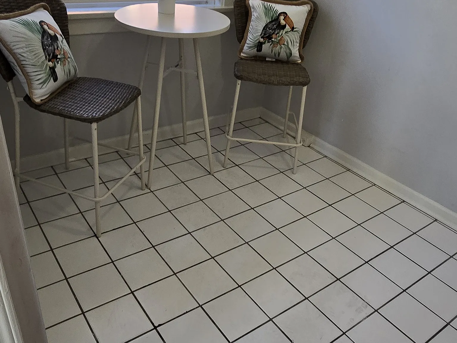 Studio, 450 sqft, $765 — Photo 2