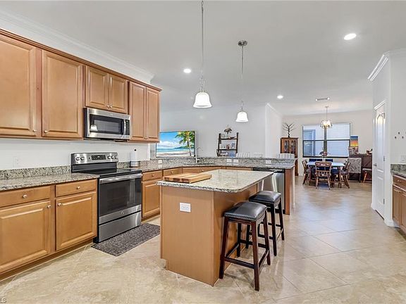 3rd image of 10791 Essex Square Blvd