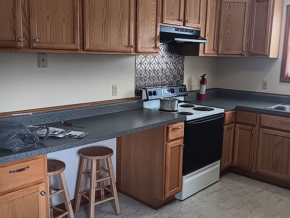 2nd image of 1120 Highway 91 APT 1