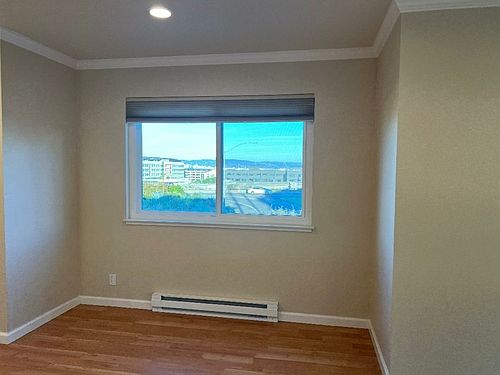 4th image of 290 Pennsylvania Ave APT 3