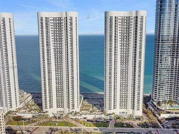 5th image of 15901 Collins Ave APT 2401