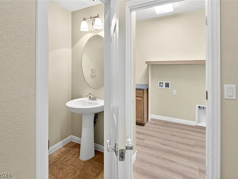 9735 Panther Hollow St — Photo 11