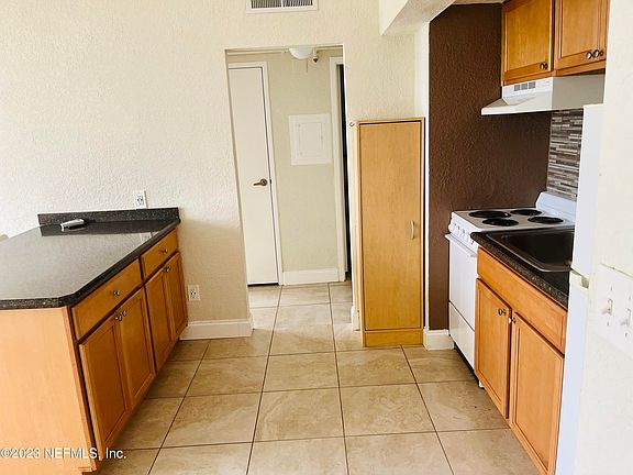 2nd image of 311 W ASHLEY Street #1503
