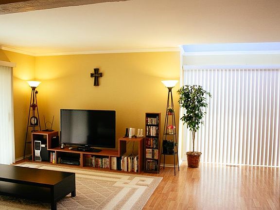 3rd image of 2538 W Parnell Ave #1