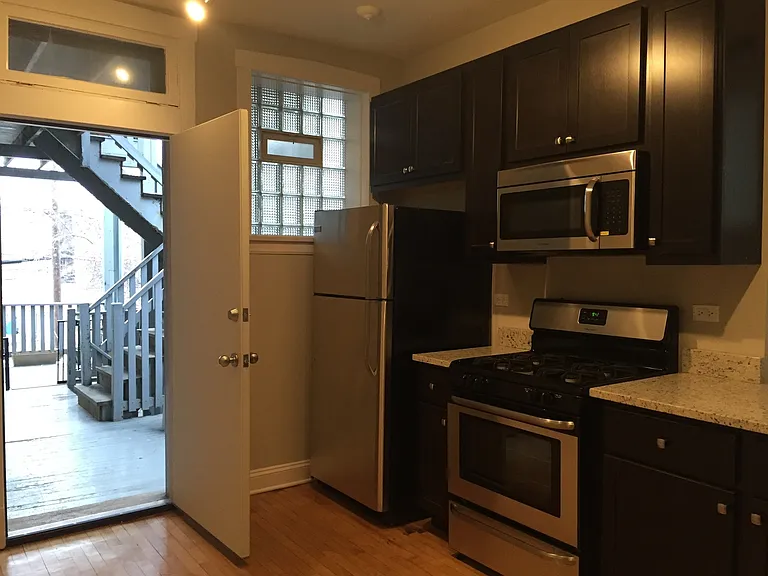 5340 N Paulina St #3F — Photo 6
